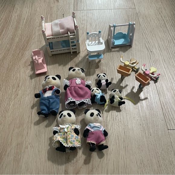 Calico Critters Wilder Panda Family Set - Picture 1 of 5